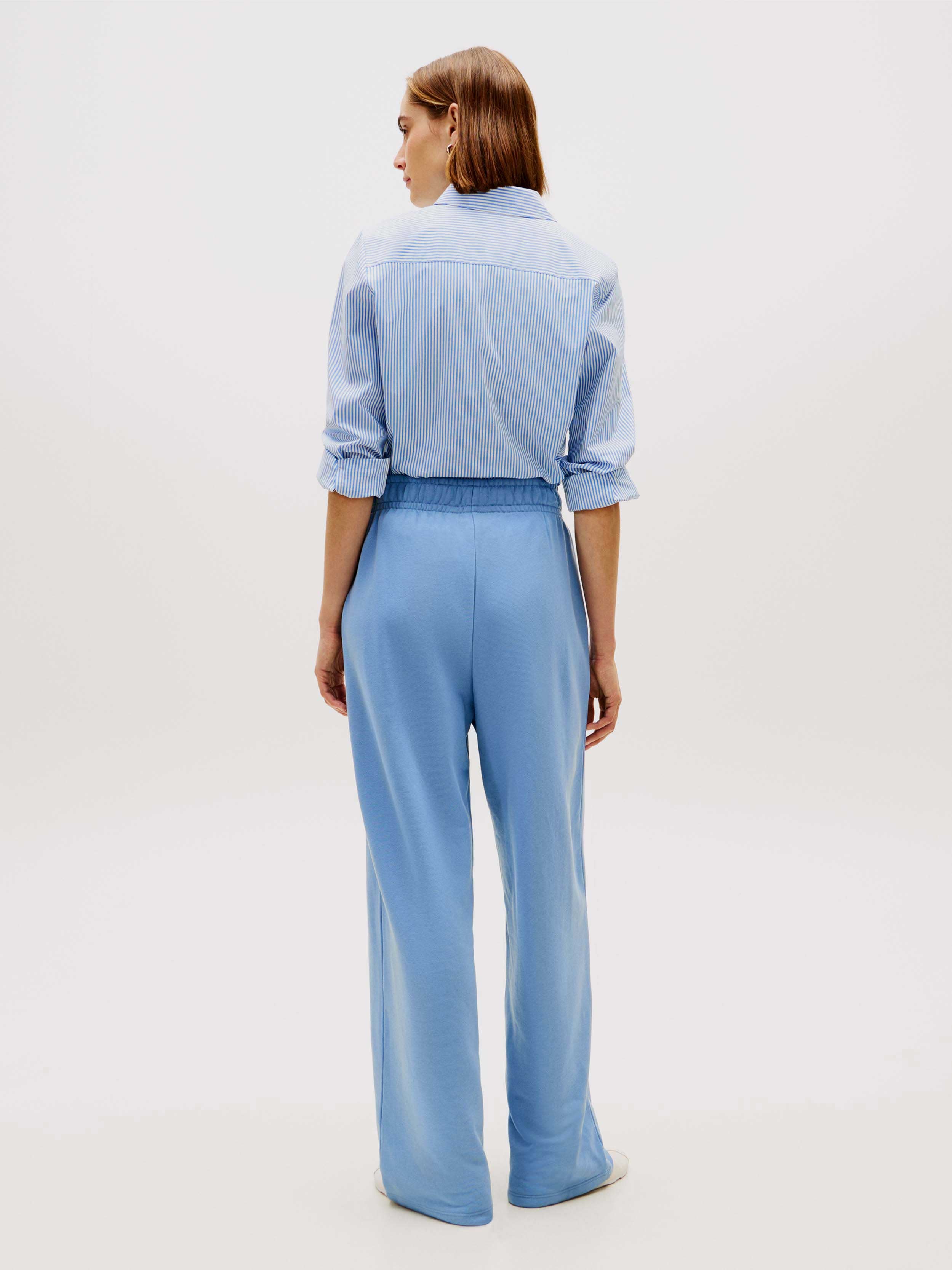 Blue/White