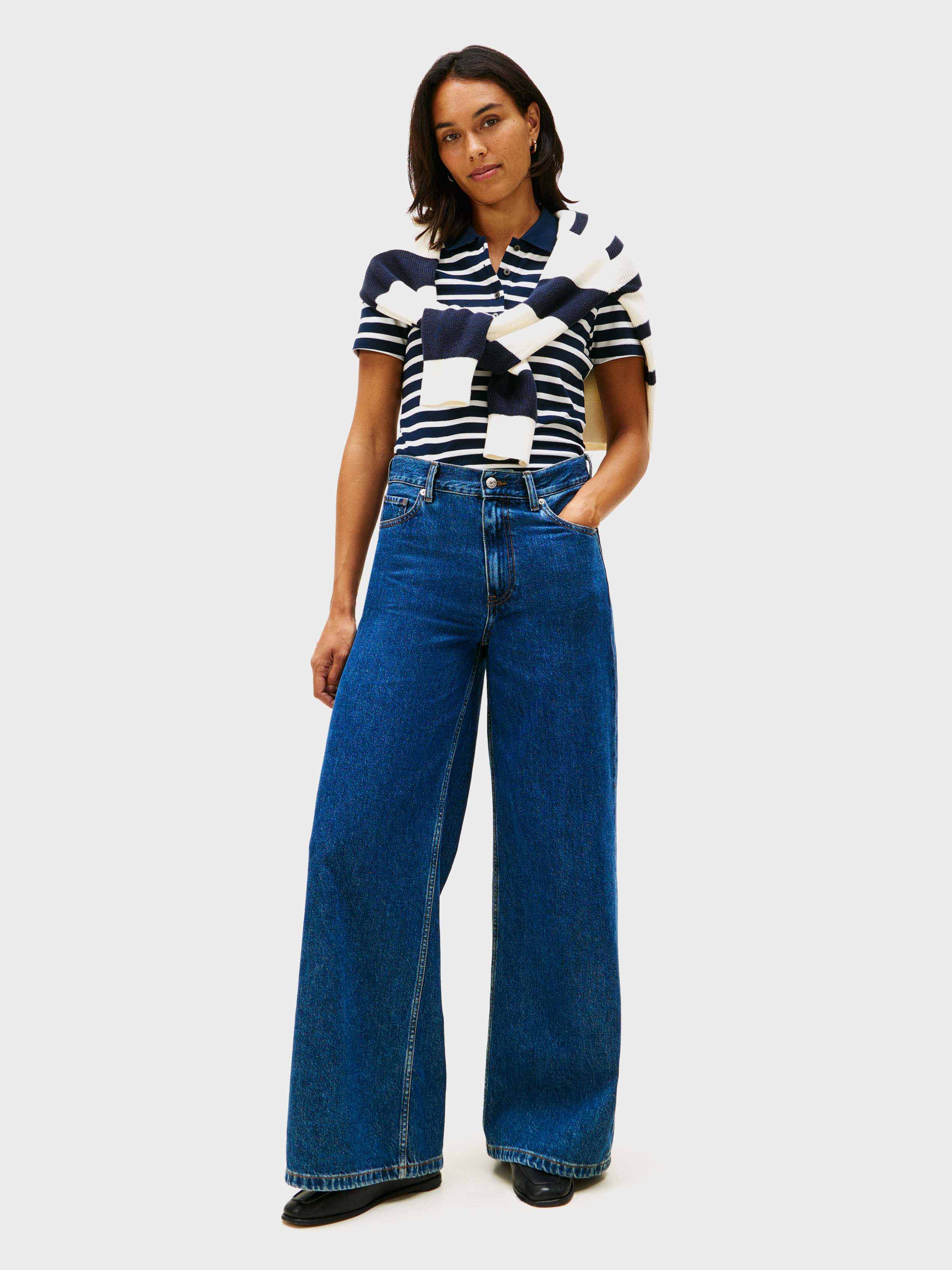 Navy \ White stripe