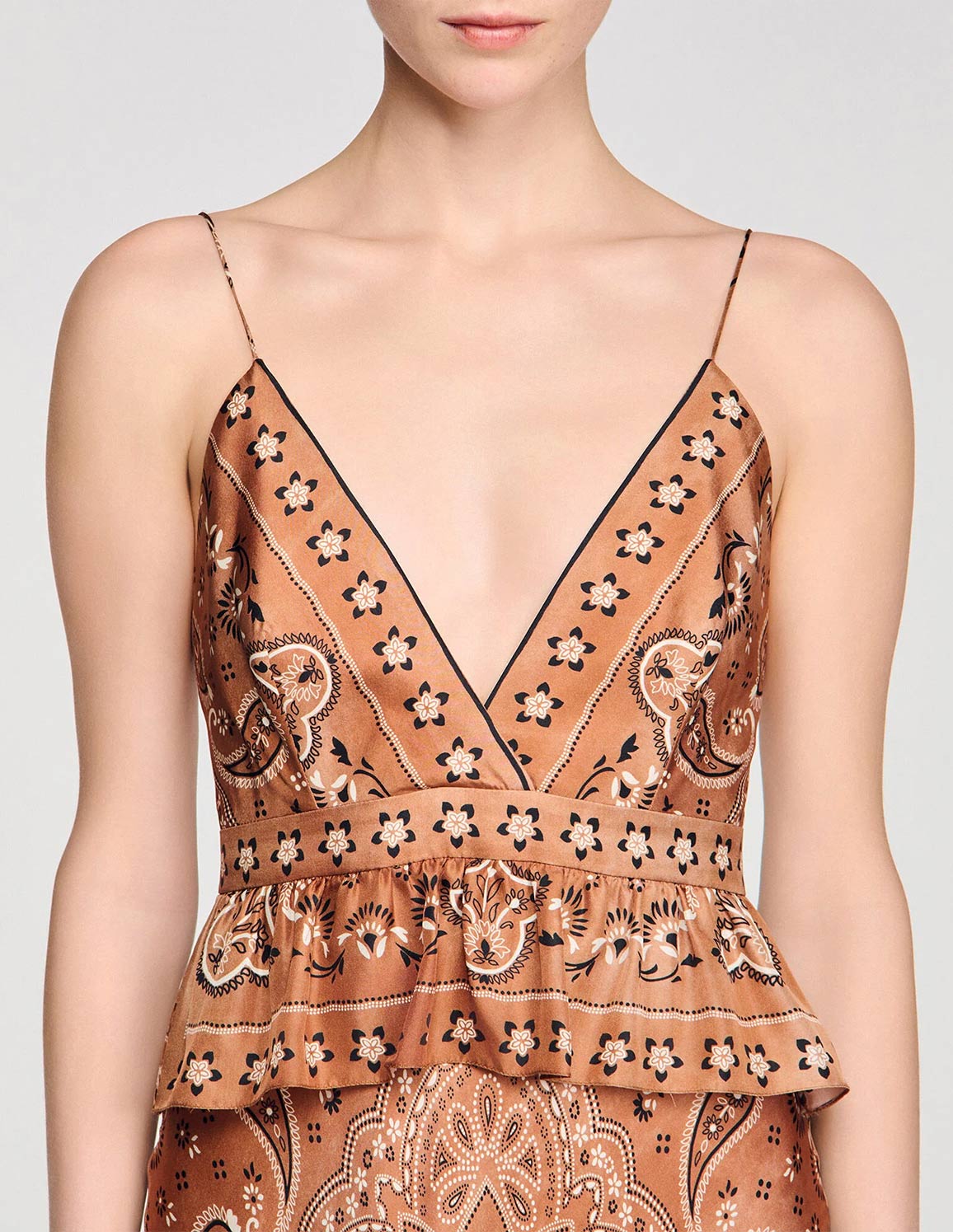 Brown / Black