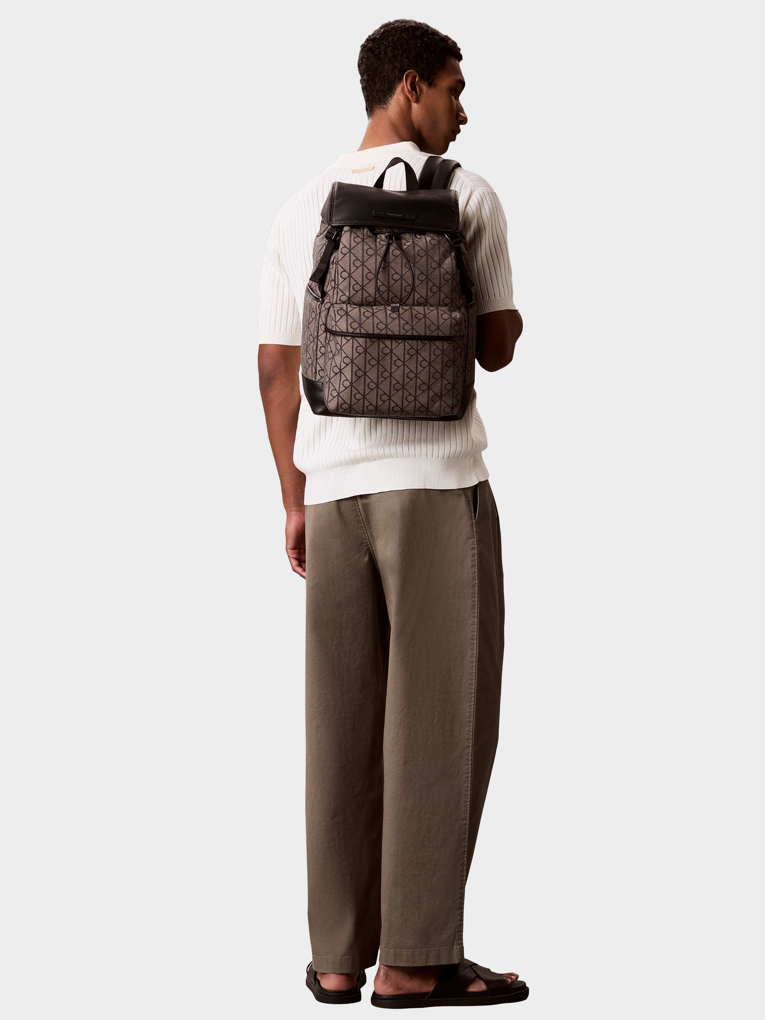Beige / Black