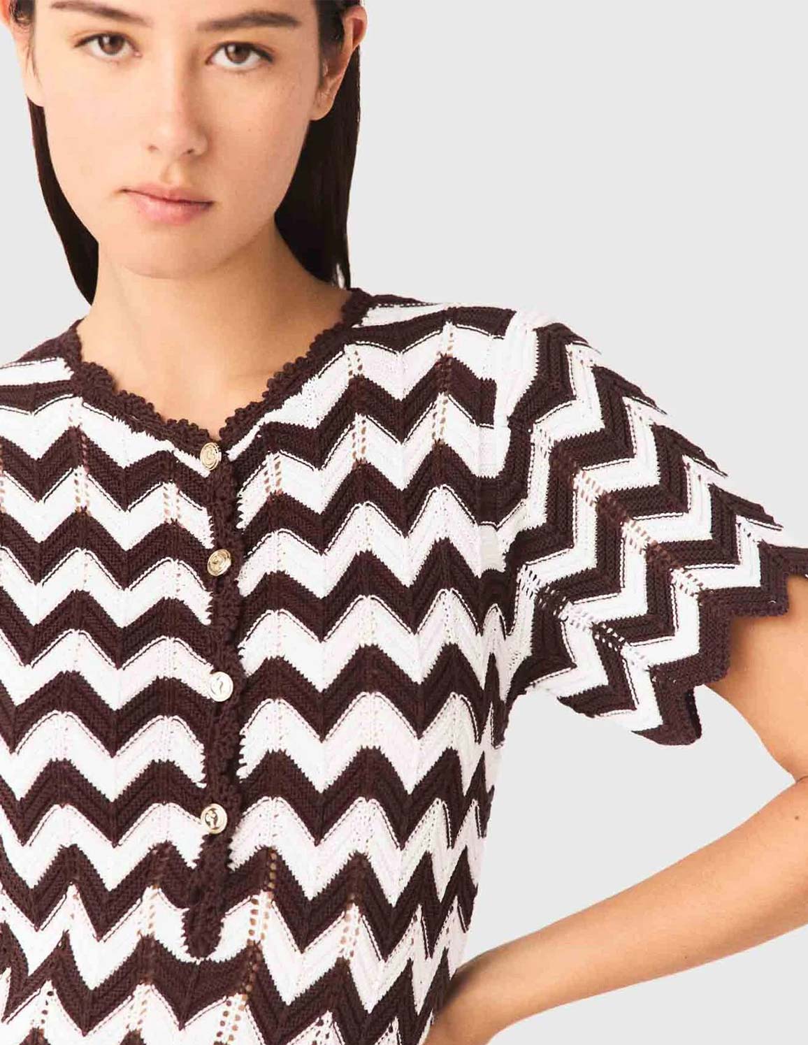 Brown / white