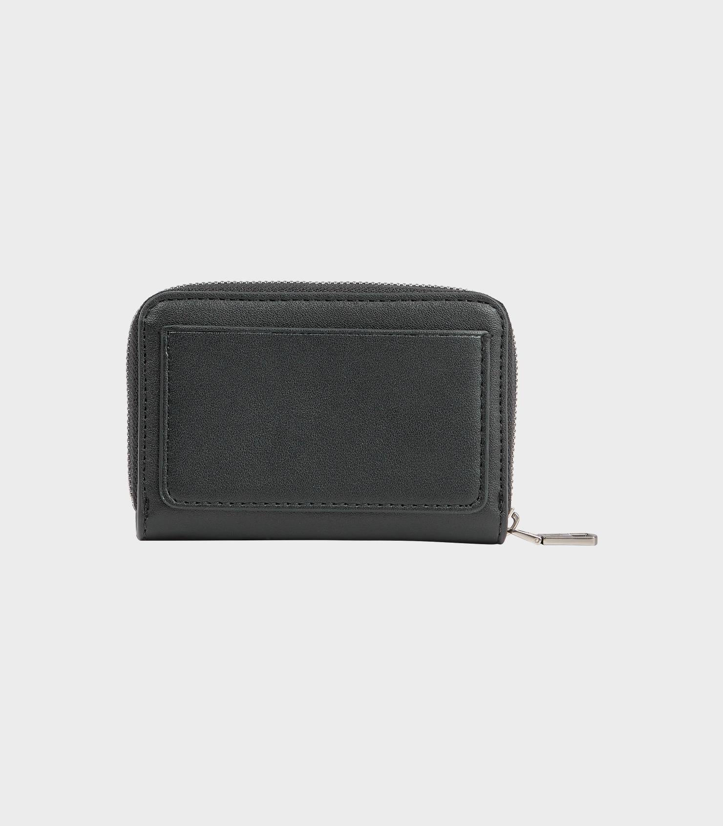 Black 3