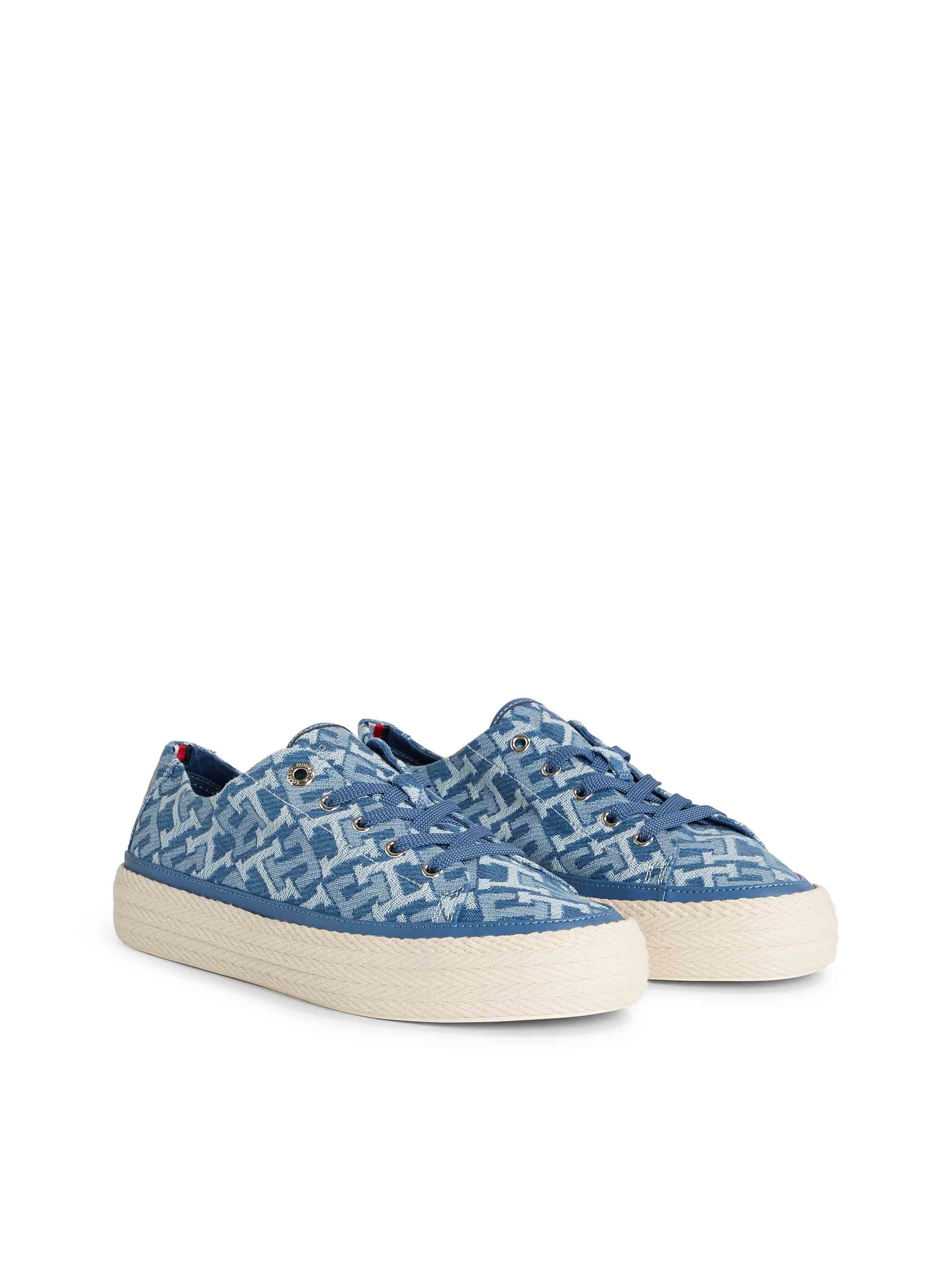 blue / navy