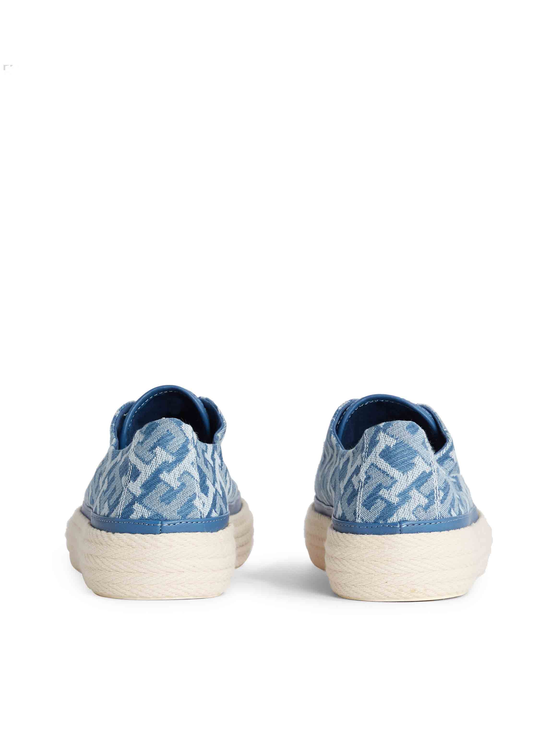 blue / navy