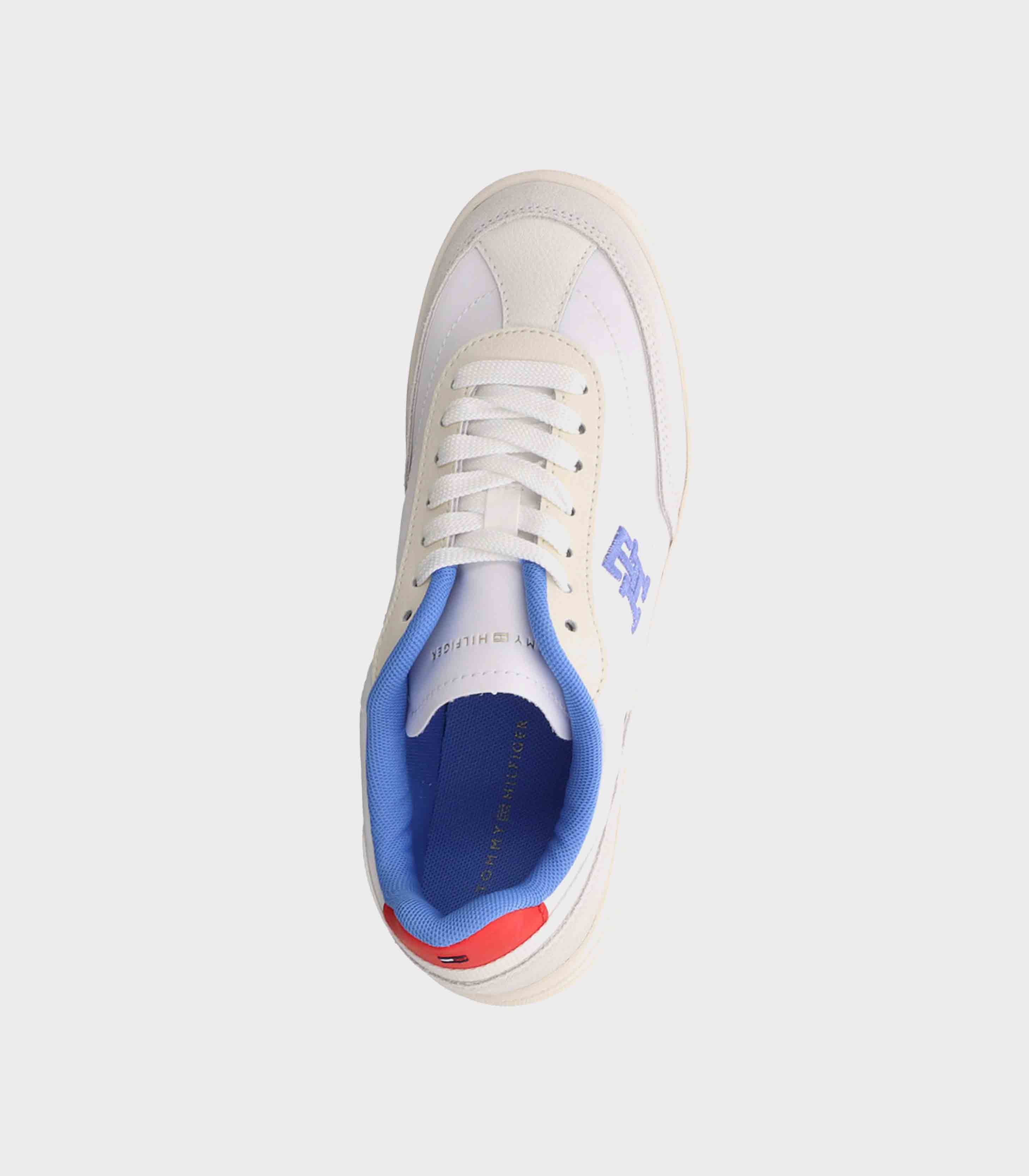 medium blue