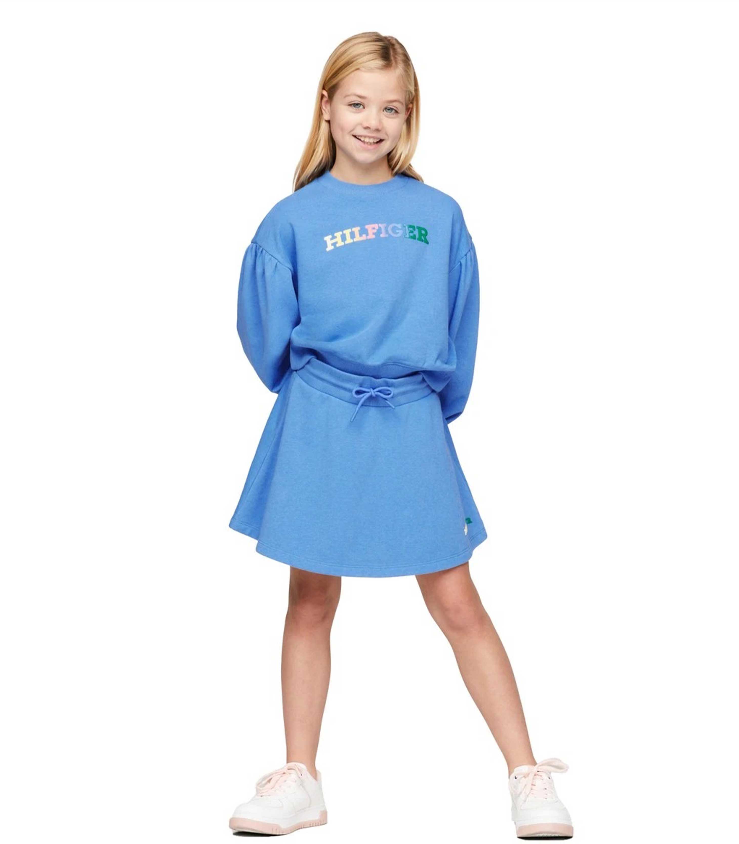 medium blue