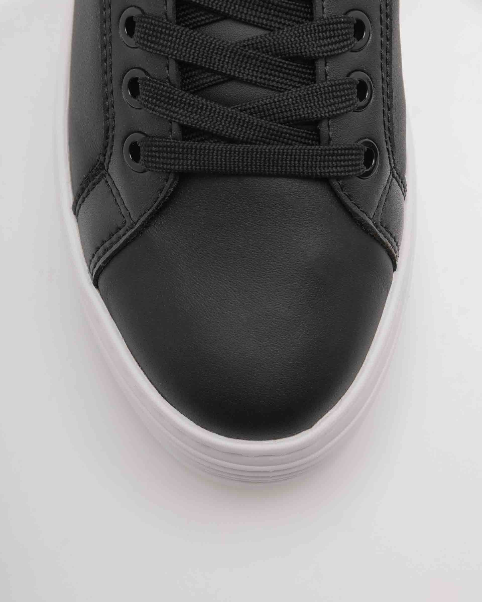 black/white