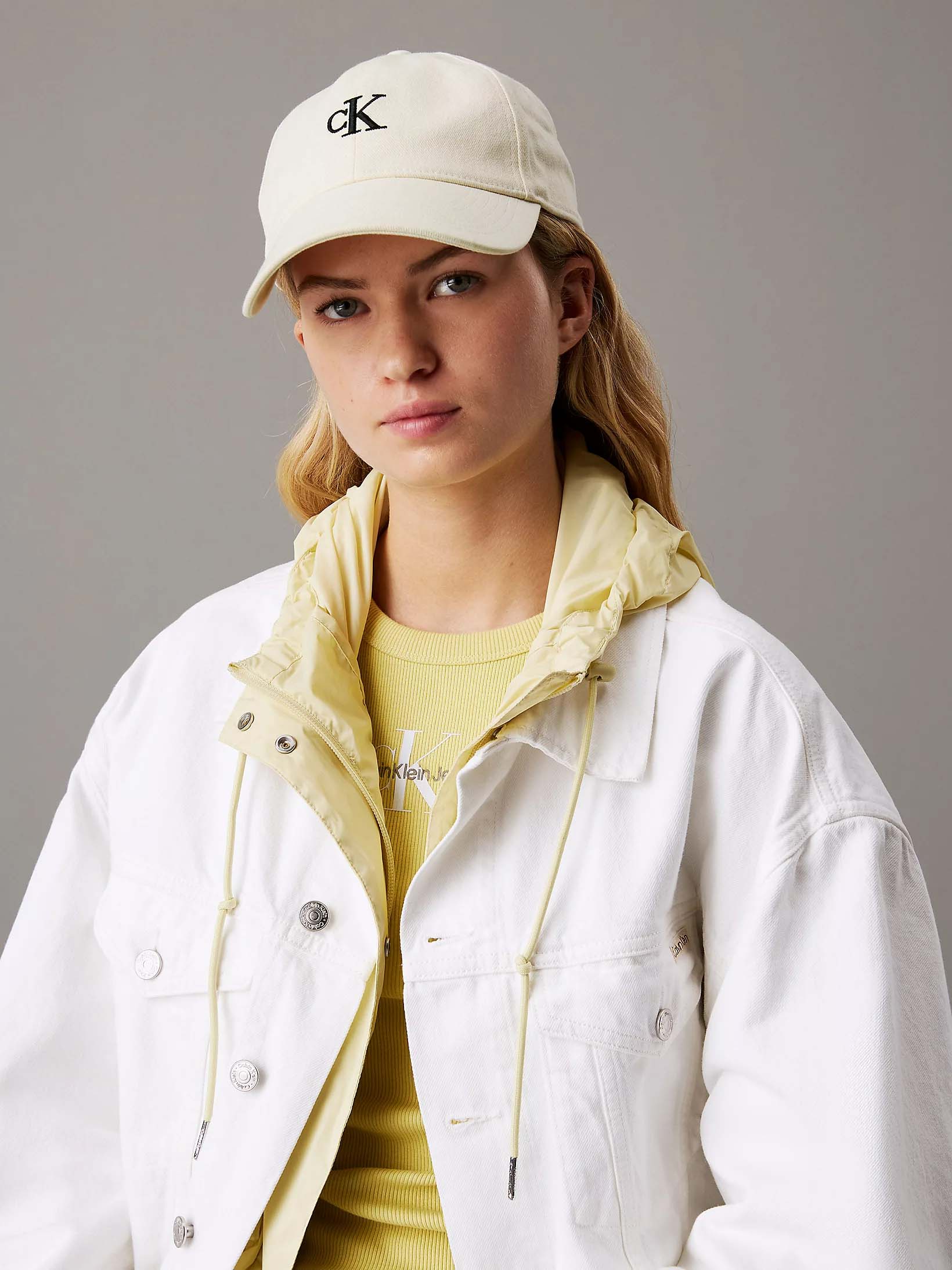 Off White